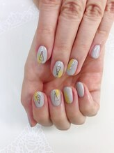 ネイルサロン ティアラリュクス 市川北口店(Tiara Luxe)/グレーニュアンス