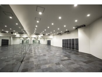 ナグヨガスタジオ 則武新町店(NAG YOGA STUDIO)/天然溶岩石ホットヨガスタジオ