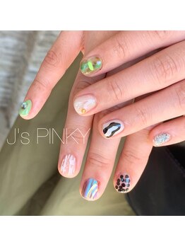 ネイルスペース ジェイズ ピンキー(NAIL SPACE J's PINKY)/グリーンで個性派ネイル