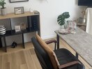 salon room