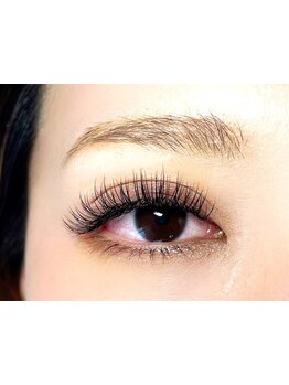 目の形にあったエクステ提案が得意