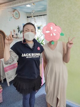 かおりビューティサロン/産後ママさんと一緒の写真