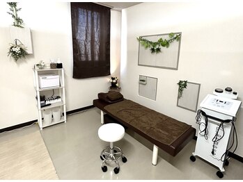 はぴねす整骨院/エステルーム