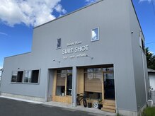 シュアショット(SURE SHOT)の雰囲気（美容院併設サロンとなっております）