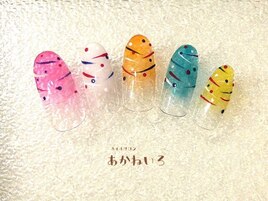 夏ネイル　ヨーヨーアート