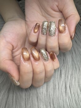 タムタムネイル 本厚木(Tam Tam Nail)/マグネット、ラメ追加
