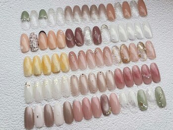 アバネイル 藤が丘(AVA NAIL)の写真/人気カラーグラデやワンカラーなどお仕事で派手なネイルができない方にもおすすめなメニューが豊富！