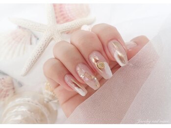 ジュエリーネイル ミミ(Jewelry nail mimi)の写真/各三宮駅から好アクセス♪貸切空間でゆったりケア◎大人女性の指先を彩るマニキュアメニューもご用意！