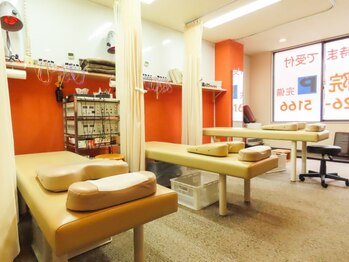 かわな整骨院/整体院の写真/【大浦海岸通駅から徒歩１分／駐車場完備】根本からの改善・繰り返さない体づくりのサポートを★