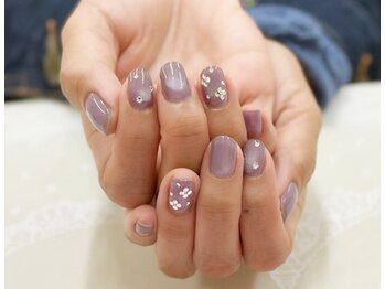 プルミエ ネイル(Premier Nail)の写真/定番デザイン～ニュアンス・韓国ネイルまで多彩なアート★定額でもカラー変更・カラーのご提案もOK♪