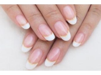 ネイルサロンprish銀座4丁目店【マグネット&フットネイル定額サロン】/5000円 フレンチ ライン込み
