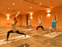 岩盤ヨガスタジオ バトゥバトゥ(batubatu)/岩盤ヨガ