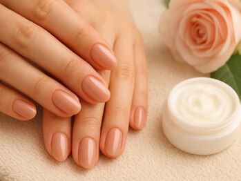 モアナ(MOANA)の写真/【当店人気No.1のハンドケアコース★ハンドジェル＋ケア＋保湿パックSET￥8800】保湿パック付贅沢コース♪