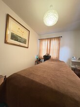 サロン ド ルポゼ(Salon de Reposer)/内観