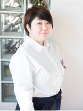 ビーモア(B.MORE)&nbsp;玉越 結衣