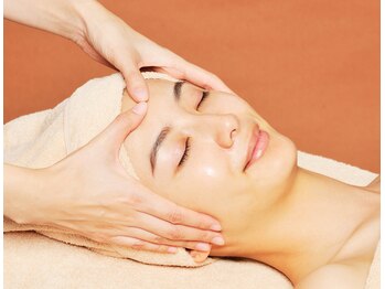 VS28スキンケアスタジオ バリイン 札幌駅前(BALI IN)/2)クレンジング