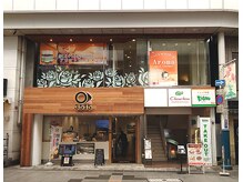 シュシュバイコルテーヌ(Chouchou by Cortanu)の雰囲気（白いバラが目印♪）