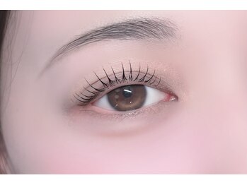 ロアブロウ 高知(LOA-brow)/カール×立ち上げ