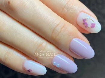 モア ネイル(MOA NAIL)/