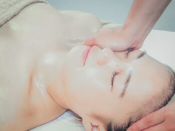 チル 渋谷店(CHILL)/小顔筋膜＋小顔骨格調整コース