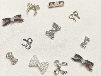 サラ 金山店(Sara)/ 取り扱いパーツ/小さめリボン