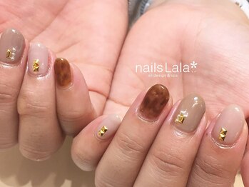 ネイルズ ララ(nails Lala)/大人グレージュネイル