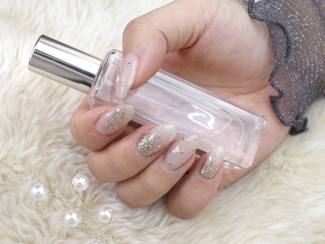 2025年-2026年冬トレンド】グレー オフィスのネイルデザイン集｜人気順