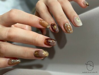 エム(M)/brown art nail