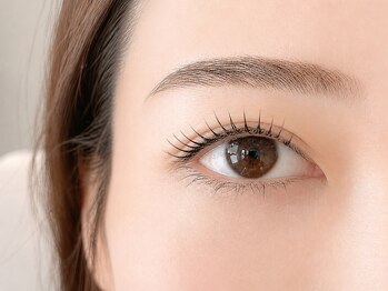 アンドシー 西宮北口店(and she.)の写真/こうなりたかった!がきっと見つかる◎特別なカウンセリングで理想の目元に【デザインまつげパーマ¥5000】