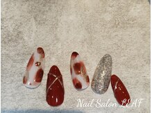 リーフ(LEAF)/ニュアンスネイル