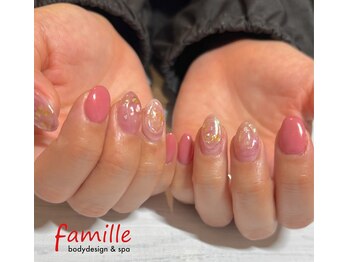 ファミーユ 清田通り店(famille)/シェル