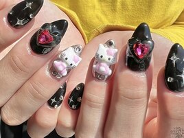 キティちゃんブラックネイル
