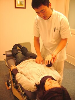 さくらカイロプラクティックヒーリングセンター/優しい院長が施術