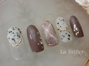 ラブリエ(La Briller)/【定額ネイル】~リッチデザイン~