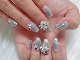 韓国風　チークネイル　パール