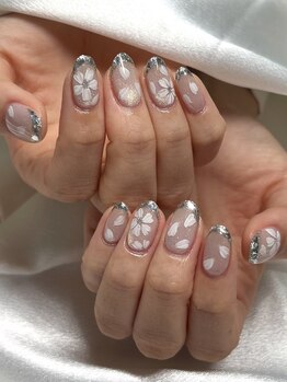 エフアンド(F &)/