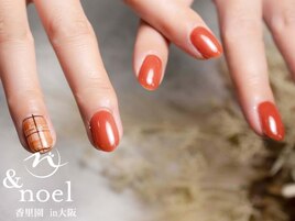 秋冬ネイル ブラウン赤チェック