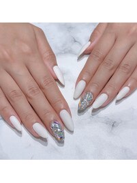 ホワイトマットネイル