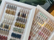 【ネイル】シンプルめなオフィスネイルから季節感のあるデザインまで