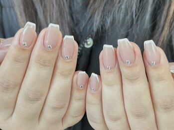 サロンモワ(salon mowa)/white french