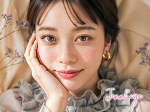 似合わせ提案と丁寧なカウンセリングで理想の目元に