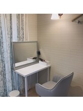 小顔整体研究所 KSラボ 加古川店/メイクスペース