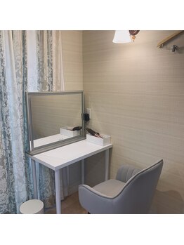 小顔整体研究所 KSラボ 加古川店/メイクスペース