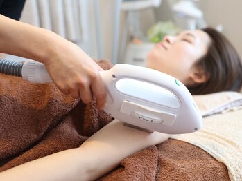 エンダモロジー サロン アンジェリノ(ENDERMOLOGIE Salon Angelino)の写真/【都度払いが嬉しい♪】お肌に負担の少ない脱毛を！一歩踏み出す勇気で面倒な自己処理から卒業へ♪