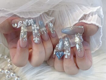 ルナシス(Lunasis)の写真/長さだしででスラッと細見え☆爪の長さ・形にお悩みの方や自爪が折れやすい方にも♪フォルム/モチの良さ◎