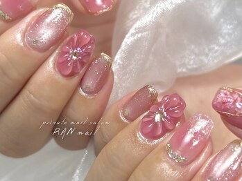 ぷっくりフラワーにピンクネイル