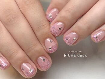 リッシュ ドゥ(RICHE deux)/グラデーションショートネイル