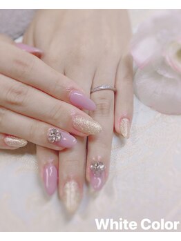 ホワイトカラー(White Color)/ワンカラー&Vカットストーン♪