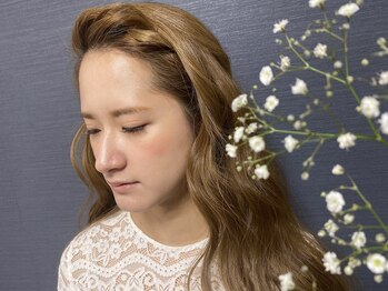 リブレ(LIBLE)/外国人風でどの角度からも