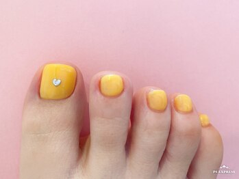 コナ(KONA)/サンダルが履きたくなる爪先へ